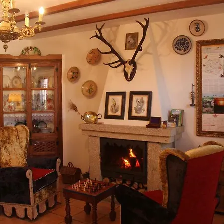 Casa Palacio Carvajal * Cabezabellosa